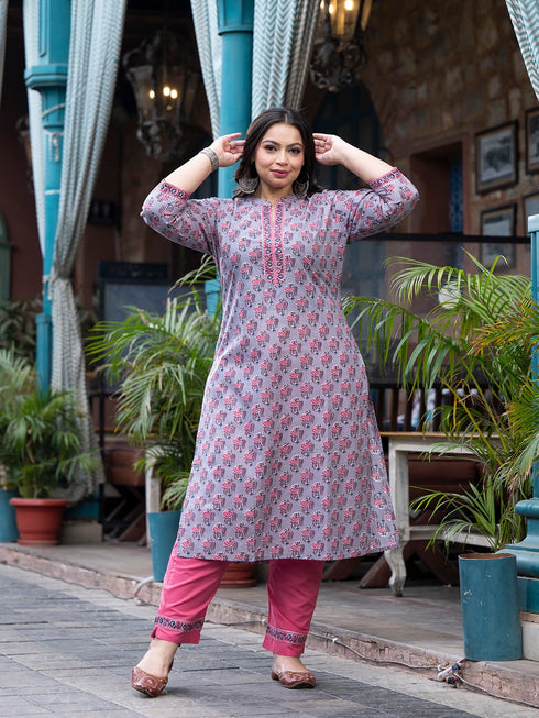 Women Plus Size Grey Pure Cotton Kurta Set With Dupatta